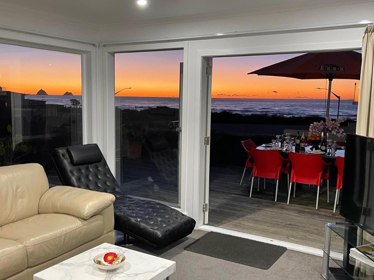 Ocean Front East End Beach House New Plymouth Exterior photo