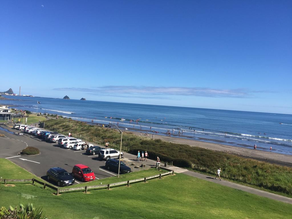 Ocean Front East End Beach House New Plymouth Exterior photo